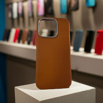 Cover colorata per iPhone 15 Pro - Marrone Elegante e Protettiva - MOKO