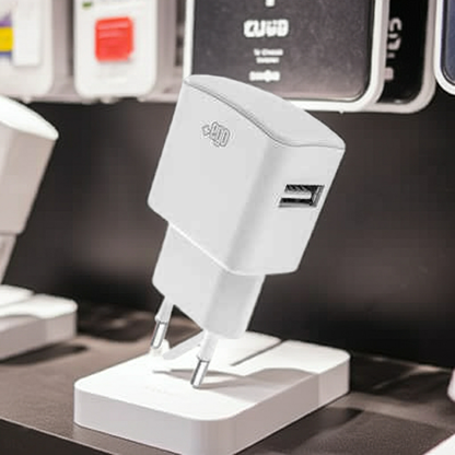 Caricatore USB veloce per ricarica rapida e sicura - MOKO