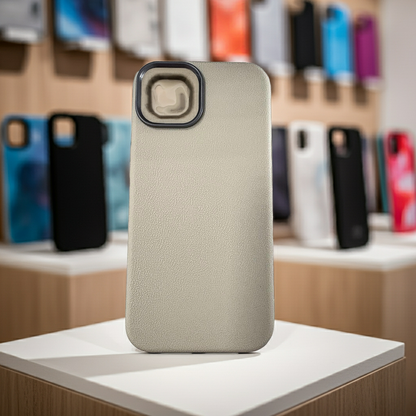 Cover iPhone 15 colorata bianco beige - MOKO