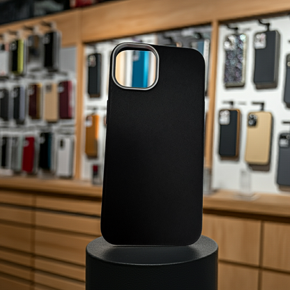 Cover iPhone 13-14 nera - Protezione elegante e resistente per il tuo smartphone - MOKO